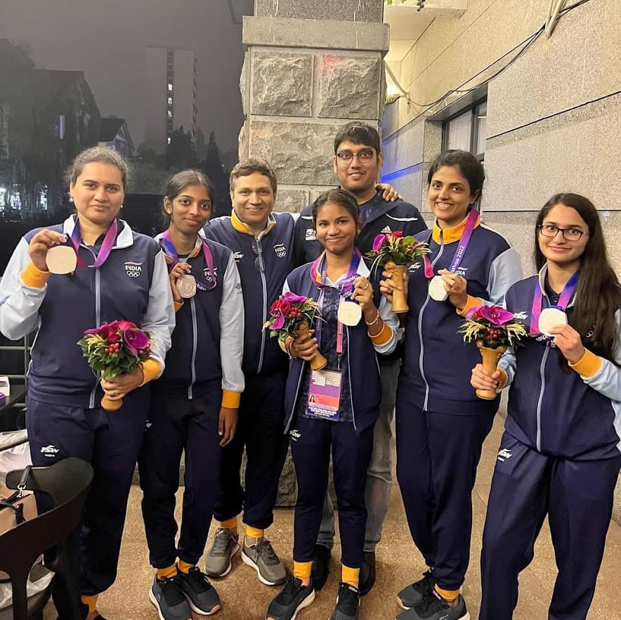 19th Asian Games, Hangzhou — Silver Medalist Coach